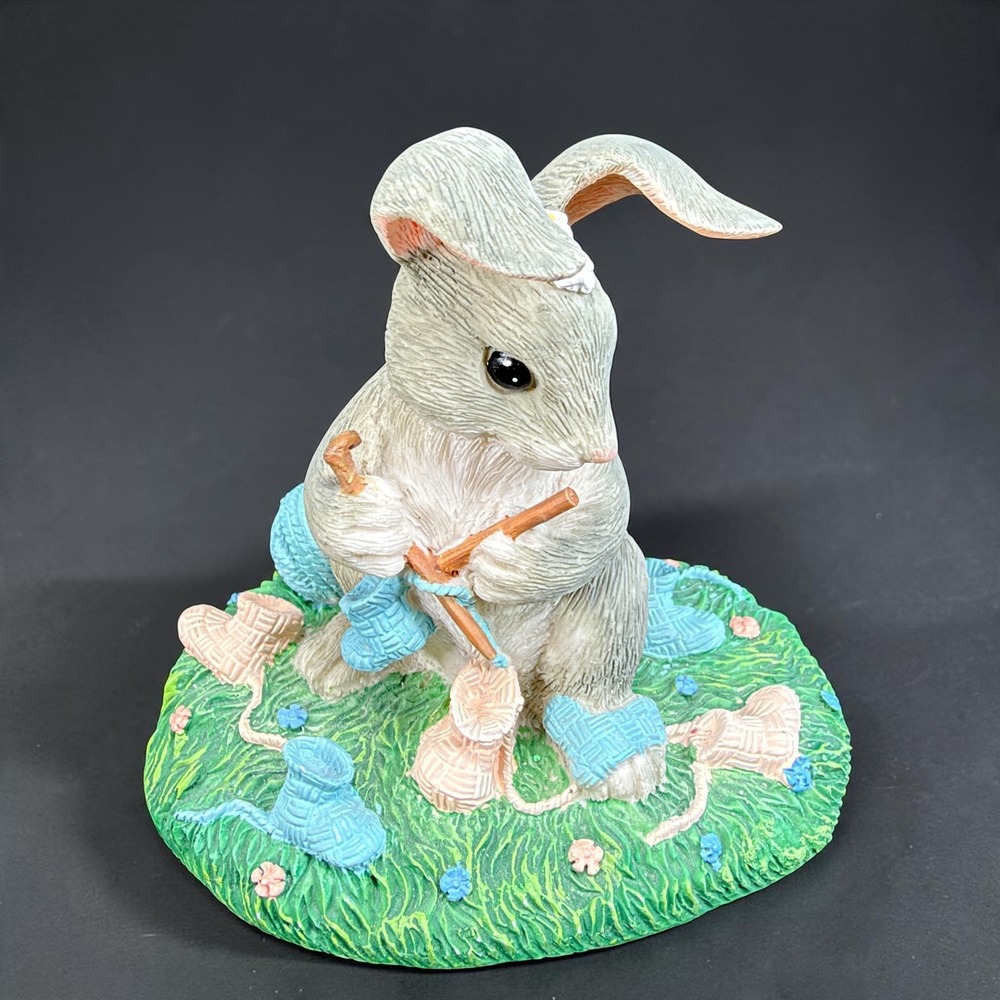 Charming Tails Guess What Rabbit Knitting Figurine Dean Griff Bunny Figurine